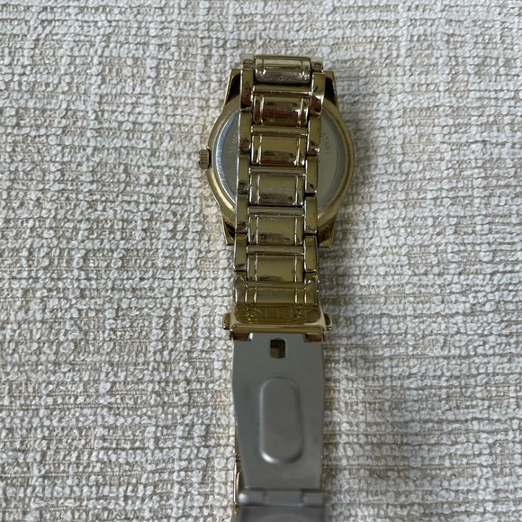 Gold Relic watch - Picture 4 of 4